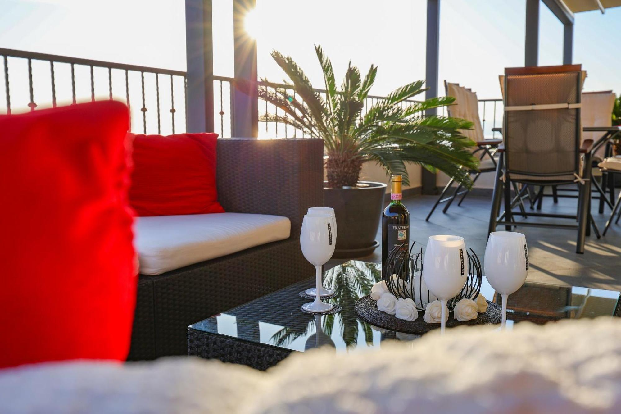 Penthouse Sunset Makarska Leilighet Eksteriør bilde